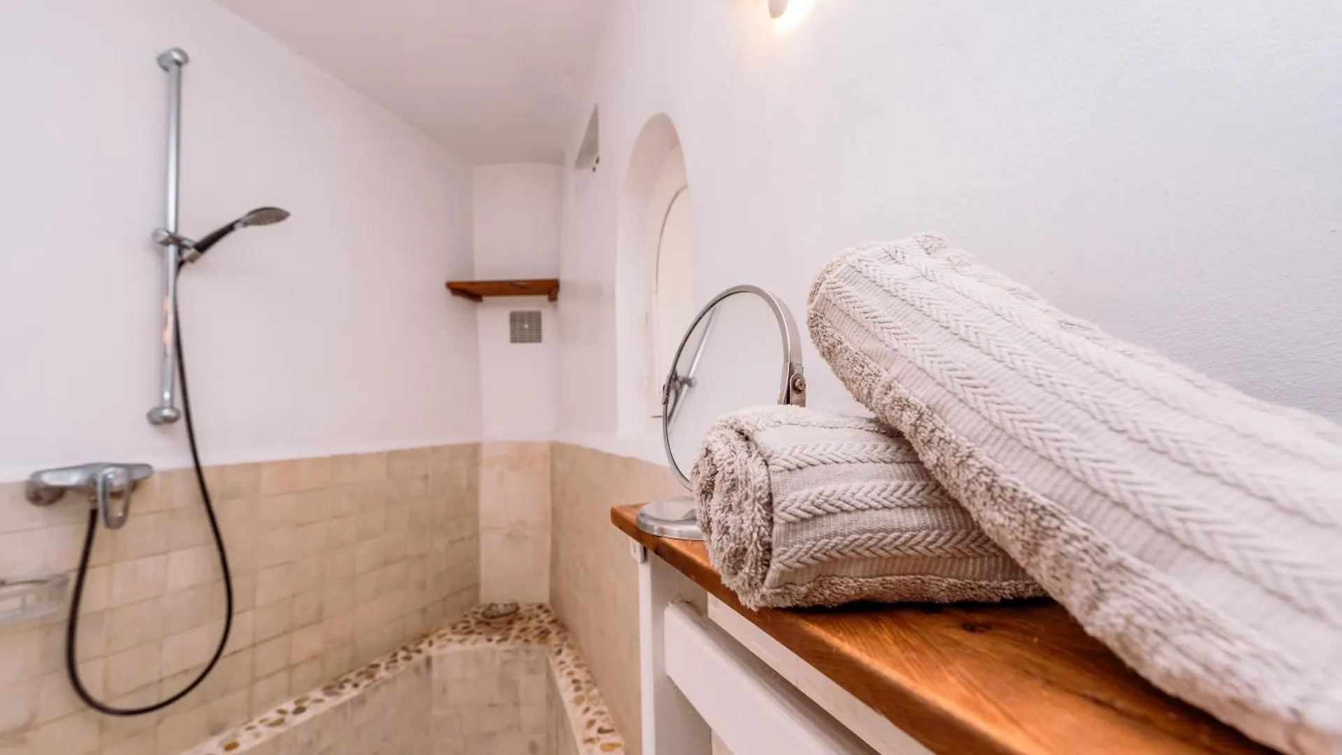 Riad Yemma 26 Essaouira 0*,  Morocco